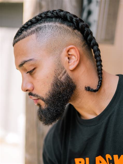 +18 Ideas de trenzas para hombres con estilo